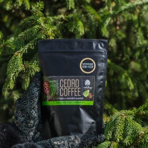 CedroCoffe с кофе и сосновой шишкой