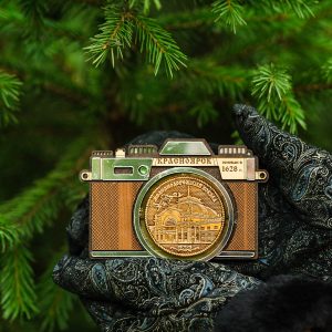 Сувенир магнит Железнодорожный вокзал в фотоаппарате