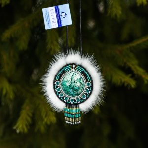 Подвеска - оберег с большим камнем азурит