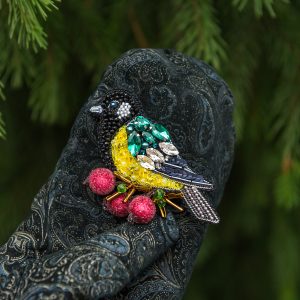 Авторская брошь из бисера Синица