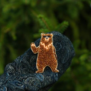 Авторская брошь из бисера "Медведь"