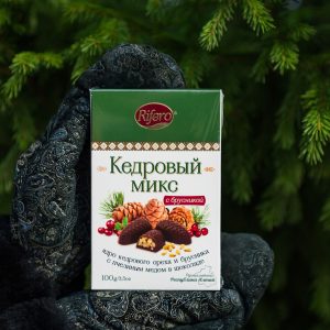 Кедровый микс с брусникой 100 г