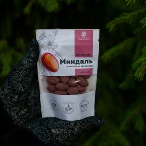 Миндаль в молочном шоколаде без сахара с малиной 60 г