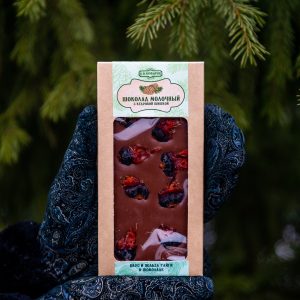 Шоколад молочный с кедровой шишкой 100 г