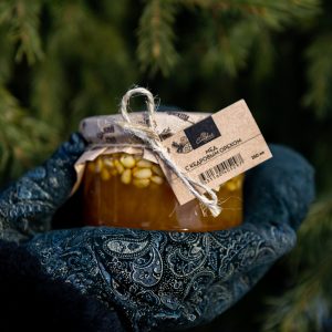 Мёд с кедровым орехом 130 гр (100 мл.)