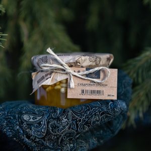 Мёд с кедровым орехом 250 гр (250 мл.)